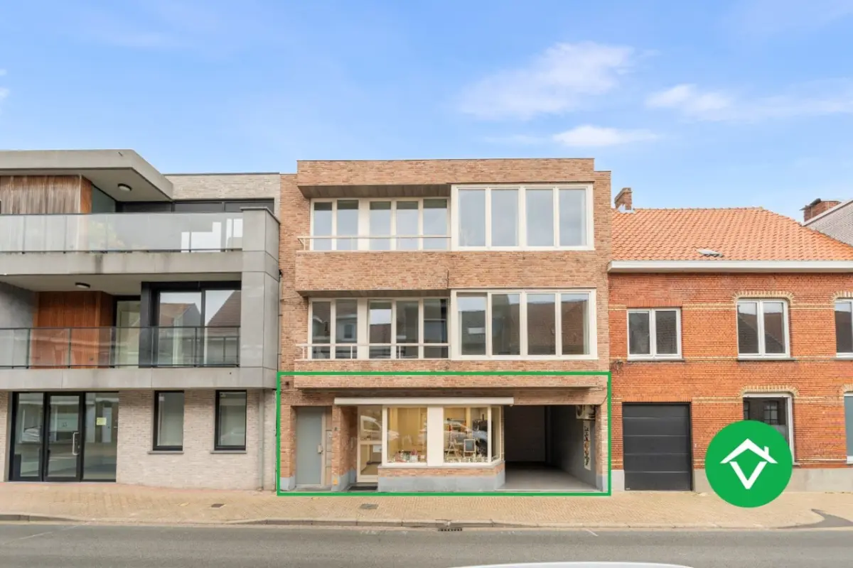 Appartementsgebouw te  koop in Aartrijke 8211 587000.00€  slaapkamers 497.00m² - Zoekertje 633968