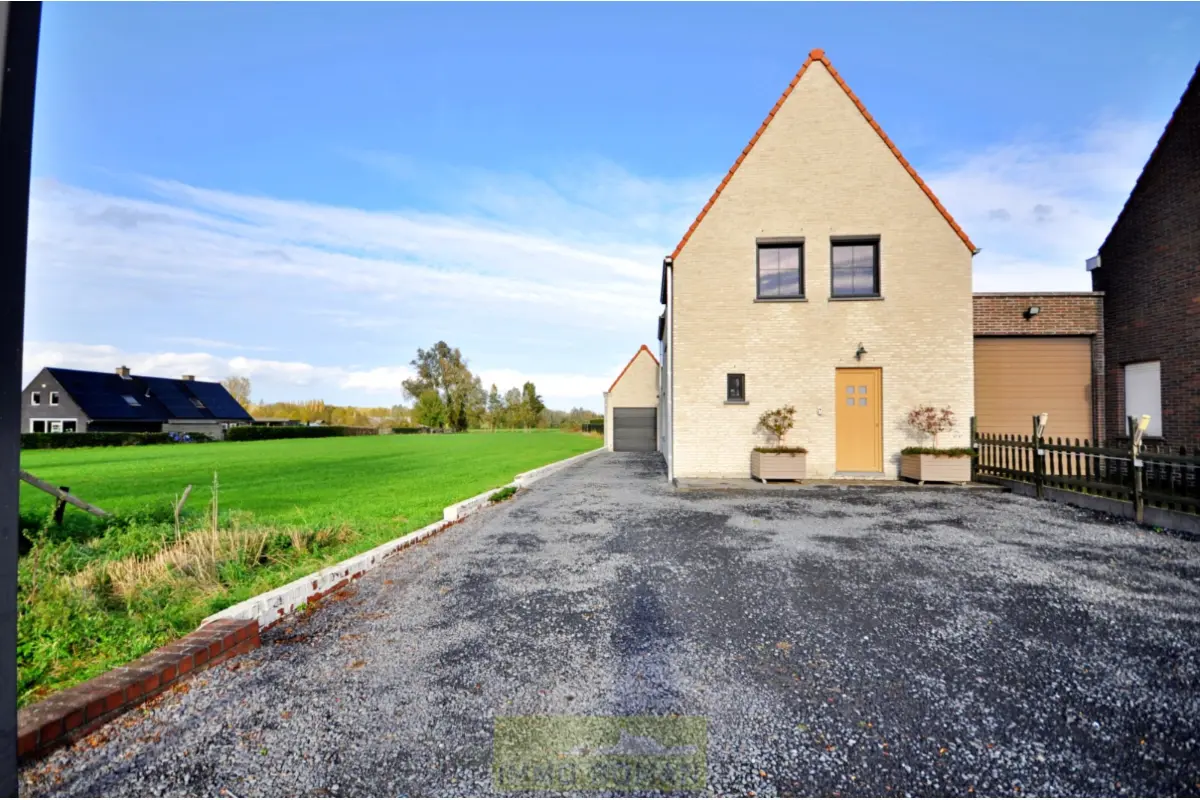 Huis te  koop in Anzegem 8570 435000.00€ 4 slaapkamers 183.00m² - Zoekertje 634103