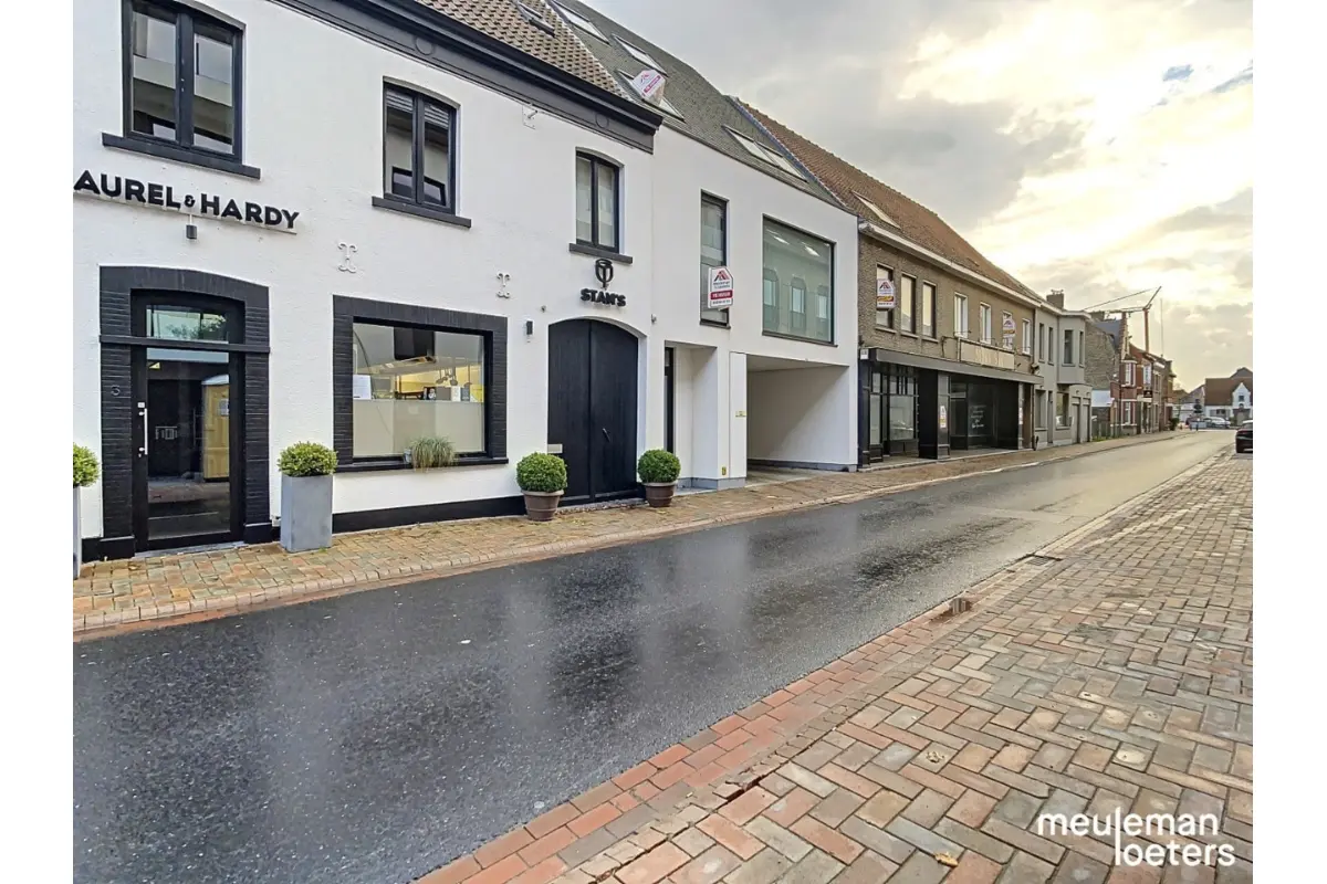 Parking & garage te  huur in Oostkamp 8020 30.00€  slaapkamers m² - Zoekertje 633973