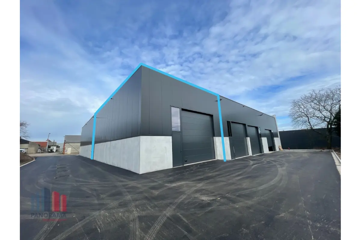 Handelszaak te  huur in Hooglede 8830 600.00€  slaapkamers 117.00m² - Zoekertje 634996