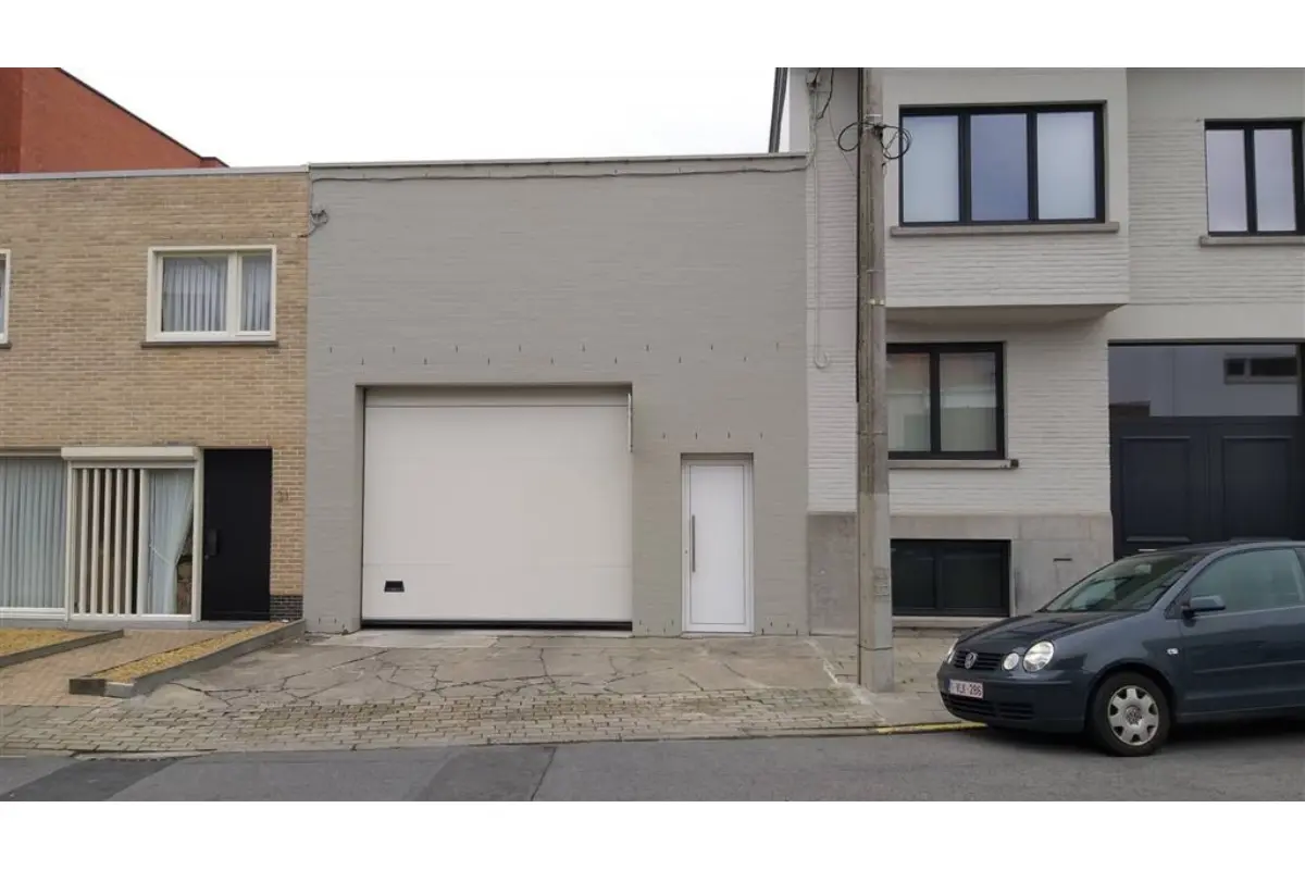 Parking & garage te  huur in Kortrijk 8500 70.00€  slaapkamers m² - Zoekertje 701341