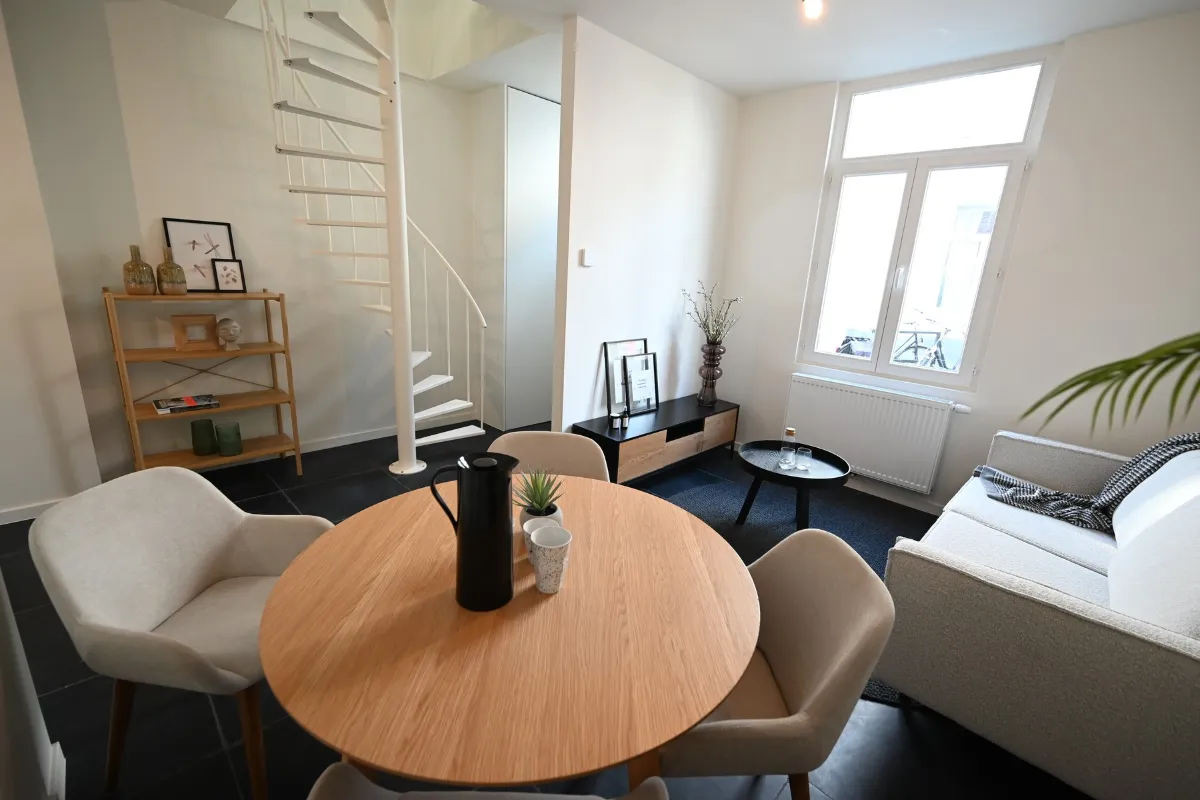 Huis te  koop in Brugge 8000 249000.00€ 2 slaapkamers 77.00m² - Zoekertje 634951