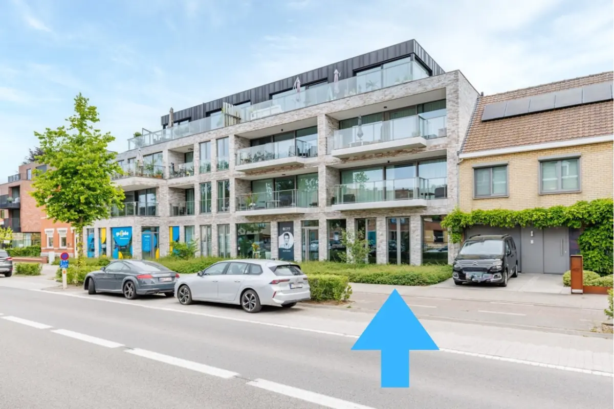 Appartementsgebouw te  koop in Assebroek 8310 349000.00€  slaapkamers 100.00m² - Zoekertje 635431