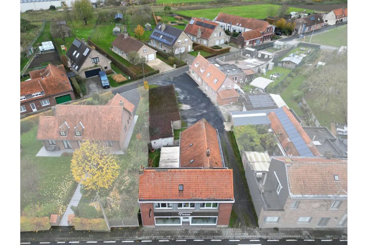 Mixgebouw te  koop in Aalbeke 8511 289000.00€ 3 slaapkamers 181.00m² - Zoekertje 635772
