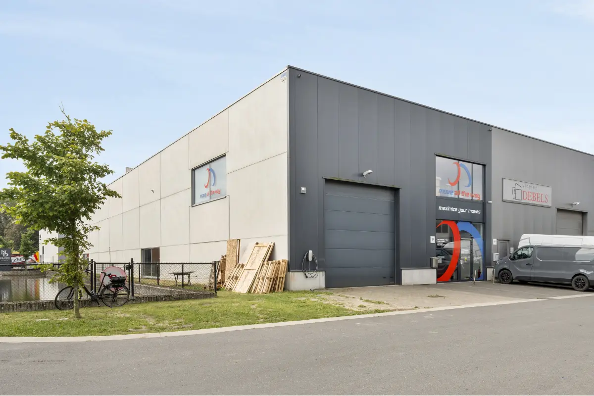 Huis te  koop in Deerlijk 8540 495000.00€  slaapkamers 317.00m² - Zoekertje 635767