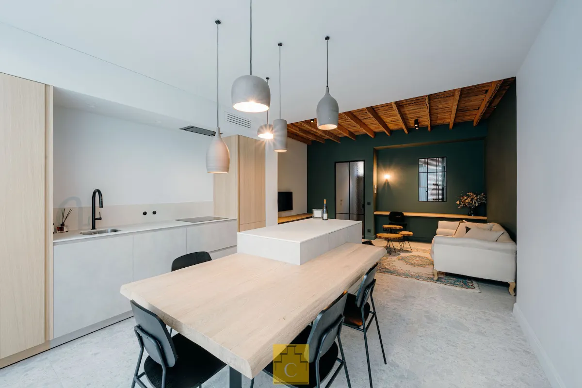 Huis te  huur in Brugge 8000 1450.00€  slaapkamers m² - Zoekertje 634939