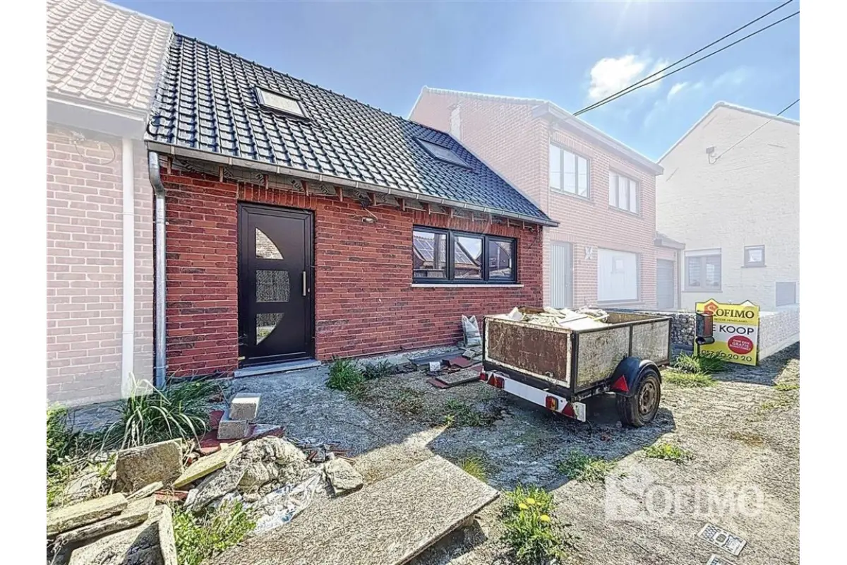 Huis te  koop in Vlamertinge 8908 129000.00€ 2 slaapkamers 89.00m² - Zoekertje 636443