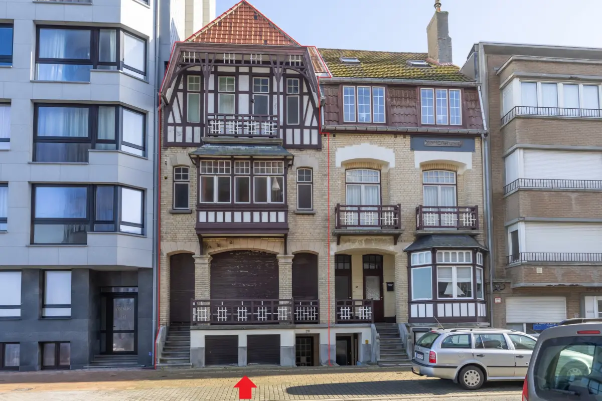 Huis te  koop in Westende 8434 570000.00€ 9 slaapkamers 332.00m² - Zoekertje 636193