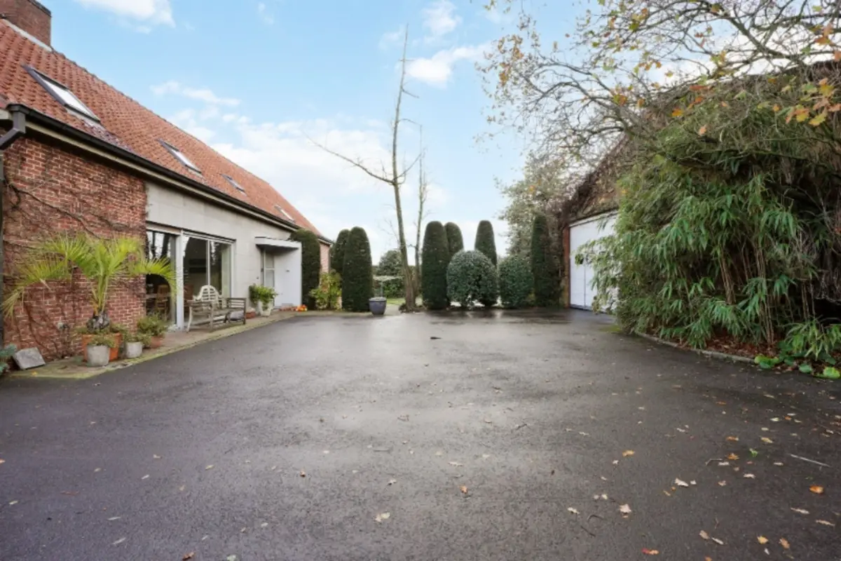 Huis te  koop in Moorslede 8890 0.00€ 5 slaapkamers m² - Zoekertje 635923