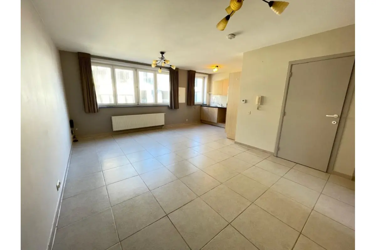 Appartement te  koop in Oostende 8400 149000.00€ 1 slaapkamers m² - Zoekertje 636259
