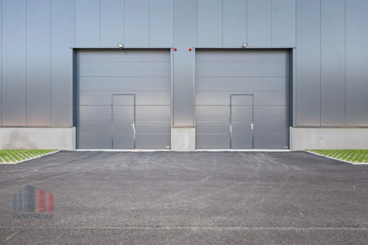 Handelszaak te  huur in Zedelgem 8210 895.00€  slaapkamers 170.00m² - Zoekertje 635948