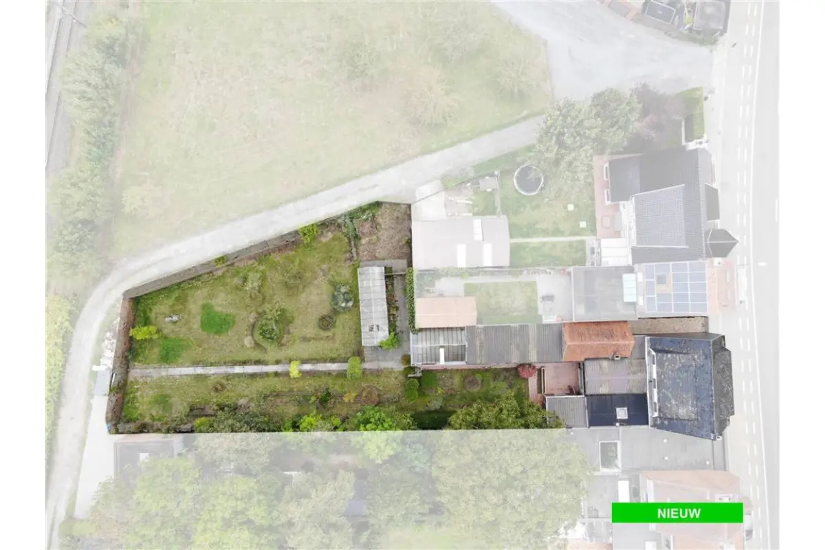 Huis te  koop in Vlamertinge 8908 249000.00€ 3 slaapkamers 250.00m² - Zoekertje 636441