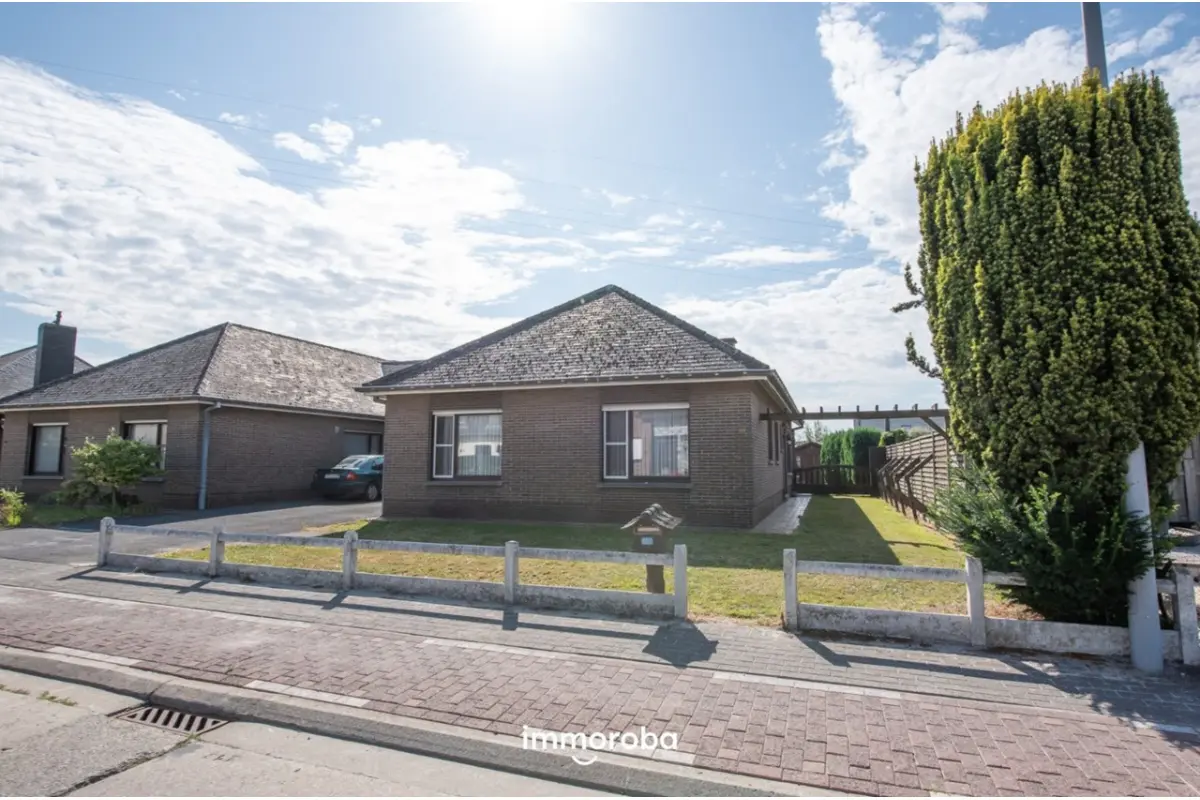 Huis te  koop in Sint-Eloois-Vijve 8793 314000.00€ 3 slaapkamers 179.00m² - Zoekertje 636657