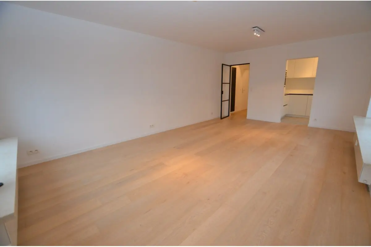 Appartement te  in Oostende 8400 900.00€ 2 slaapkamers m² - Zoekertje 637232