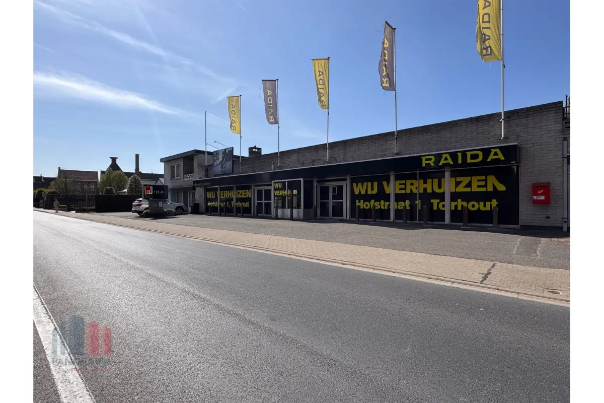 Handelszaak te  huur in Aartrijke 8211 431.00€  slaapkamers 76.00m² - Zoekertje 636779