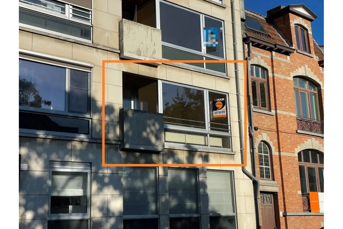 Appartement te  huur in Brugge 8000 975.00€ 2 slaapkamers 112.00m² - Zoekertje 636917