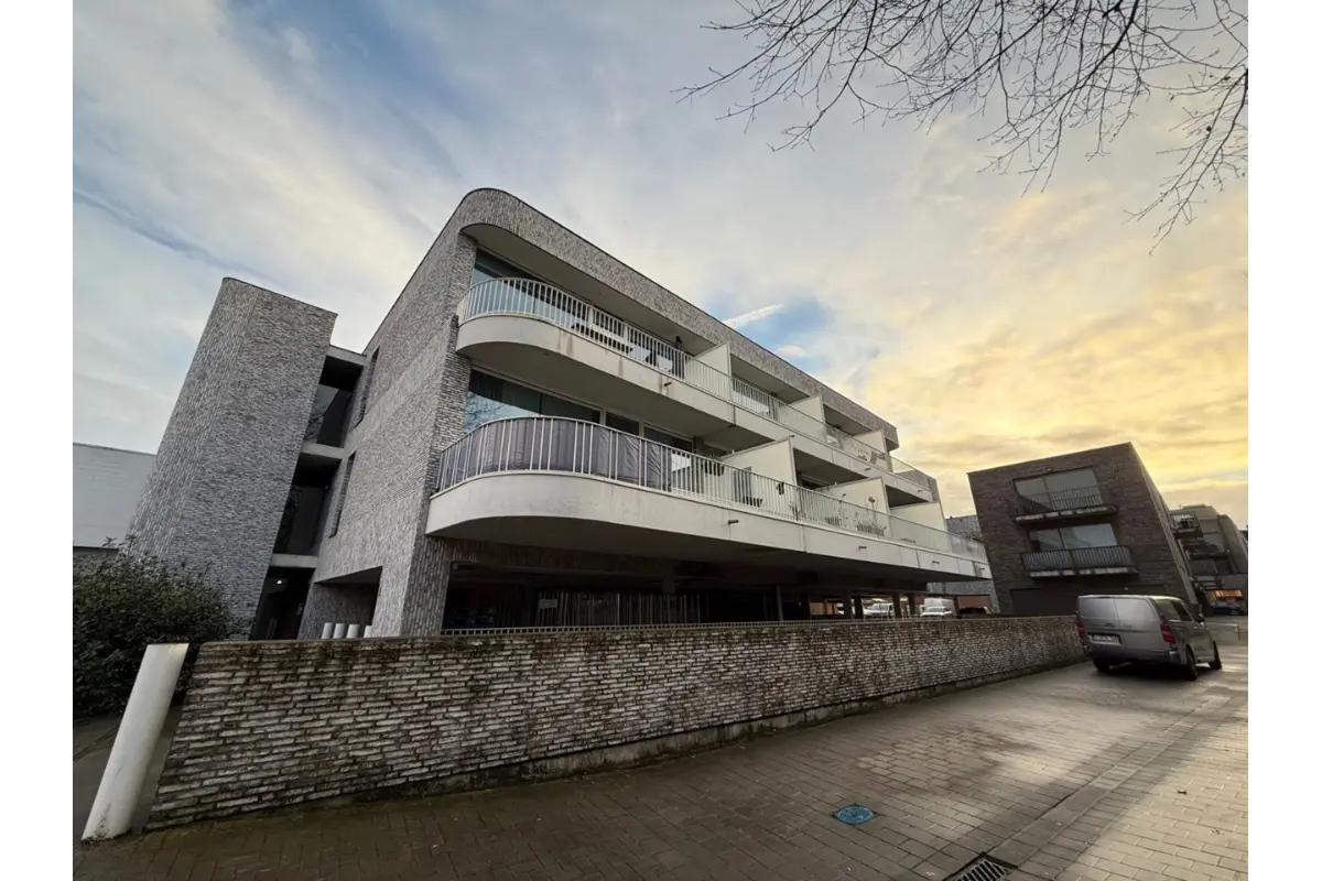 Appartement te  huur in Tielt 8700 650.00€ 1 slaapkamers 51.00m² - Zoekertje 637185