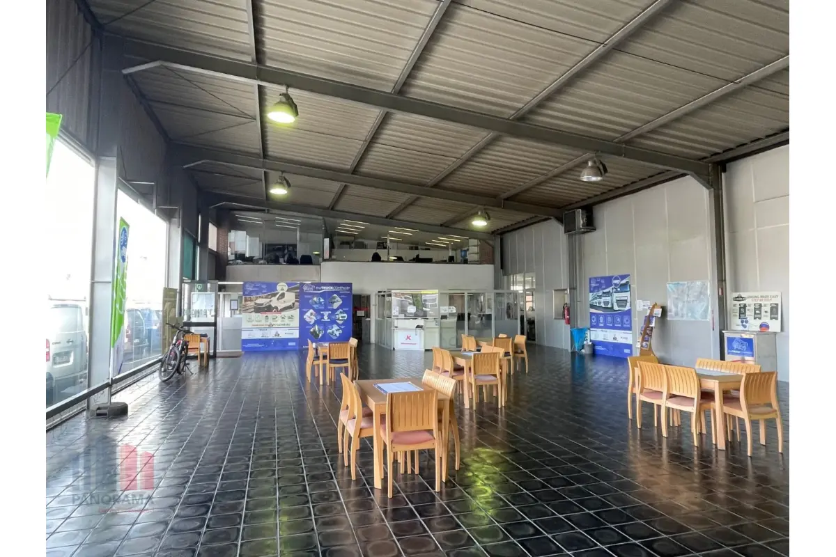 Handelszaak te  huur in Hooglede 8830 3140.00€  slaapkamers 785.00m² - Zoekertje 636842