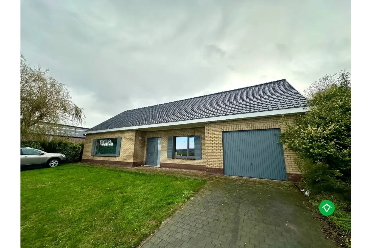 Bungalow te  huur in Koekelare 8680 925.00€ 2 slaapkamers 240.00m² - Zoekertje 639119