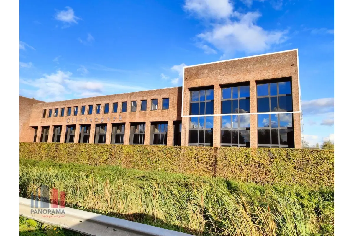 Handelszaak te  huur in Roeselare 8800 1375.00€  slaapkamers 275.00m² - Zoekertje 637911