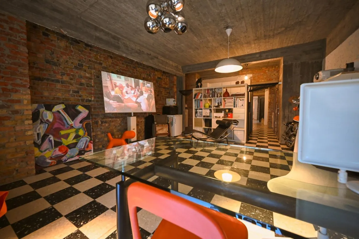 Huis te  koop in Oostende 8400 197500.00€ 1 slaapkamers 92.00m² - Zoekertje 638591