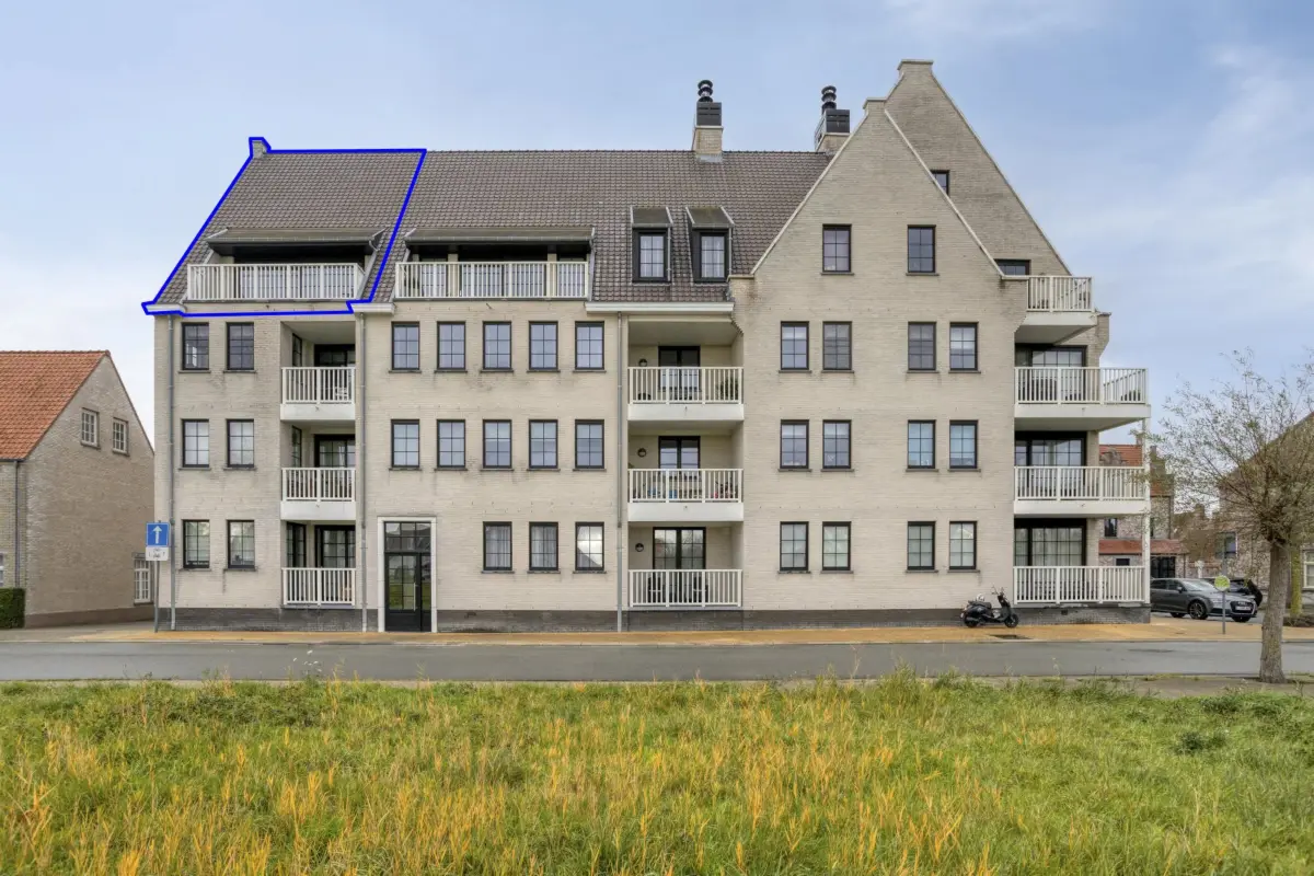 Appartement te  koop in Heist-aan-Zee 8301 347500.00€ 1 slaapkamers 81.00m² - Zoekertje 638451