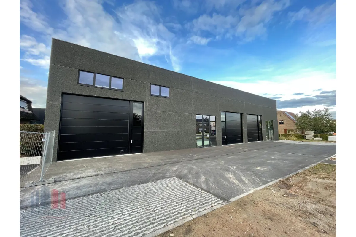 Huis te  koop in Oudenburg 8460 196815.00€  slaapkamers 108.00m² - Zoekertje 637909