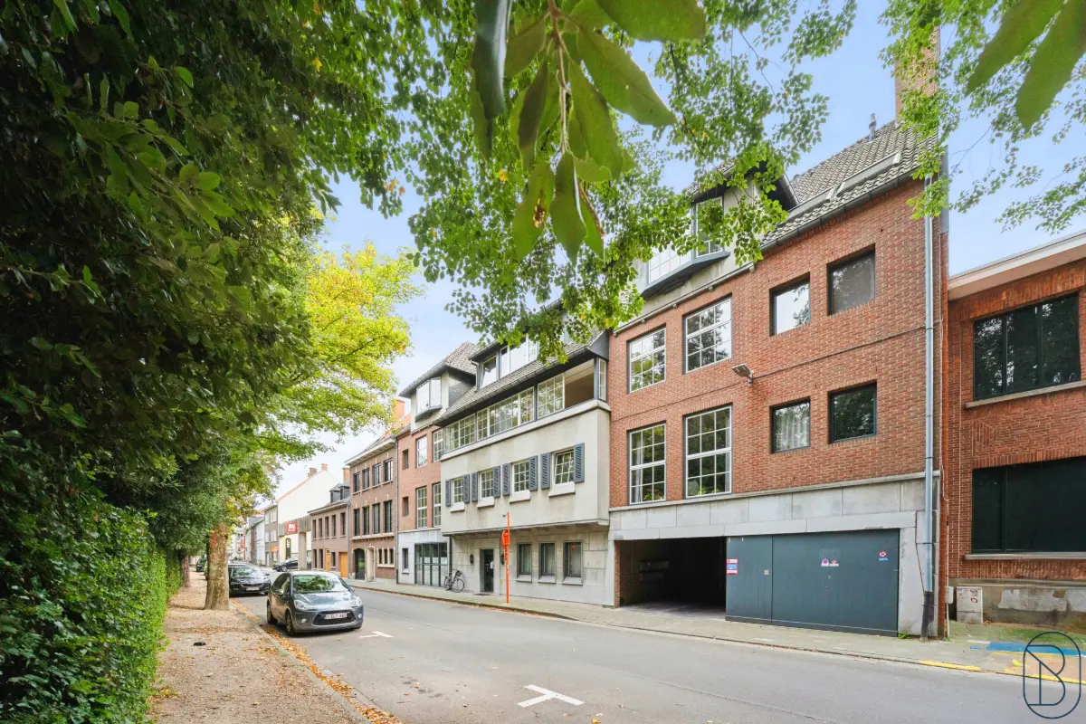 Appartement te  koop in Kortrijk 8500 125000.00€ 1 slaapkamers 55.00m² - Zoekertje 638931