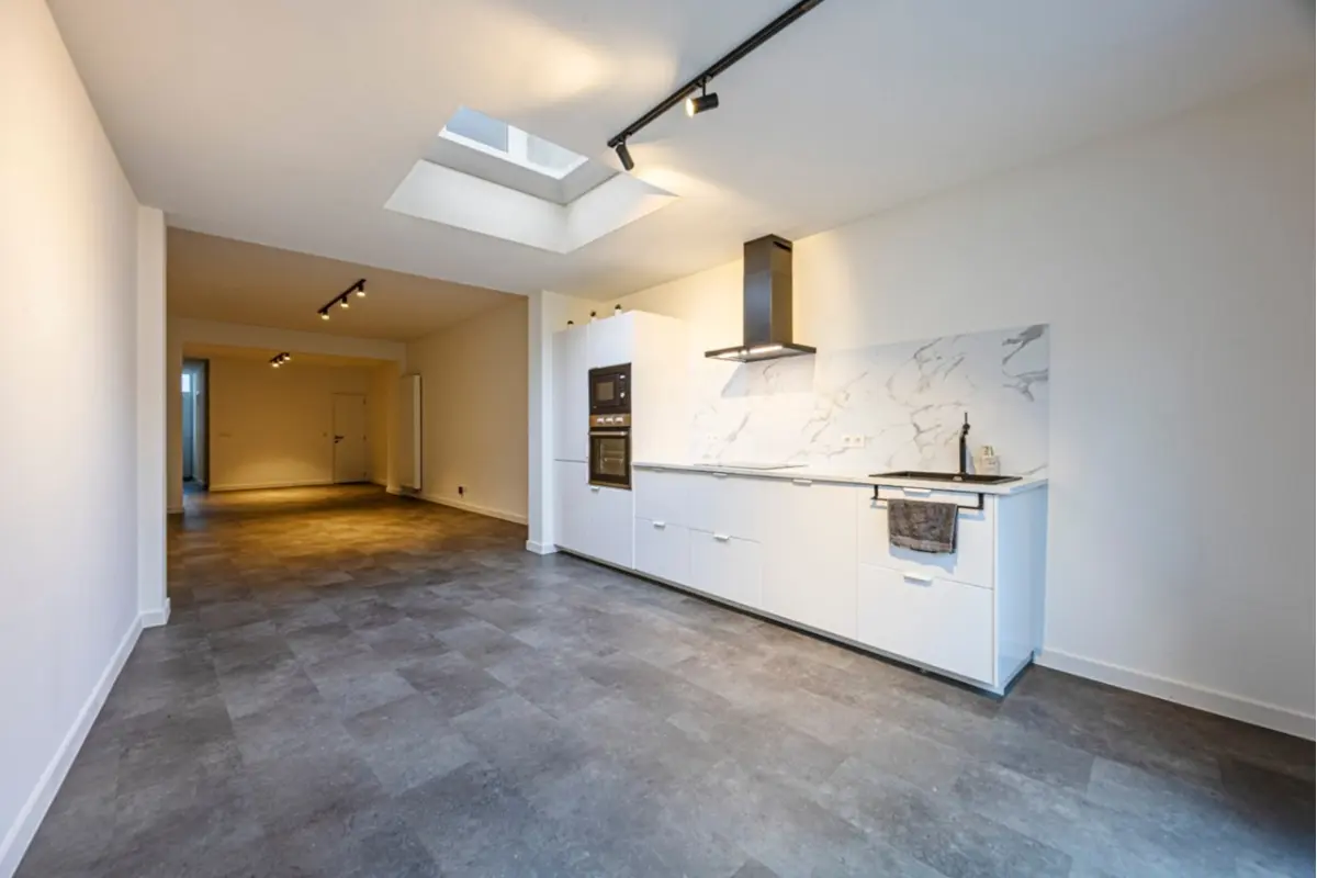Huis te  koop in Kortrijk 8500 285000.00€ 3 slaapkamers 147.00m² - Zoekertje 638558