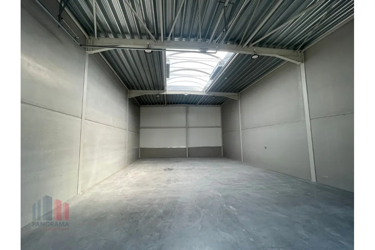 Handelszaak te  huur in Tielt 8700 872.00€  slaapkamers 161.00m² - Zoekertje 637923