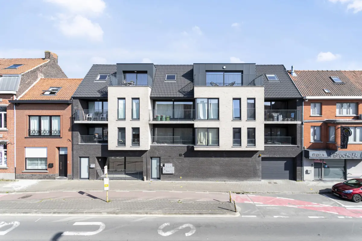 Appartement te  huur in Kortrijk 8500 750.00€ 1 slaapkamers m² - Zoekertje 638974