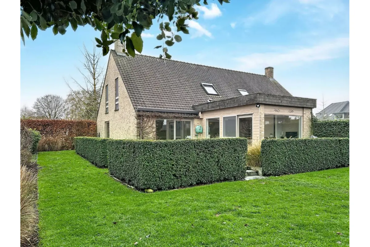 Huis te  koop in Anzegem 8570 379000.00€ 3 slaapkamers 164.00m² - Zoekertje 639320