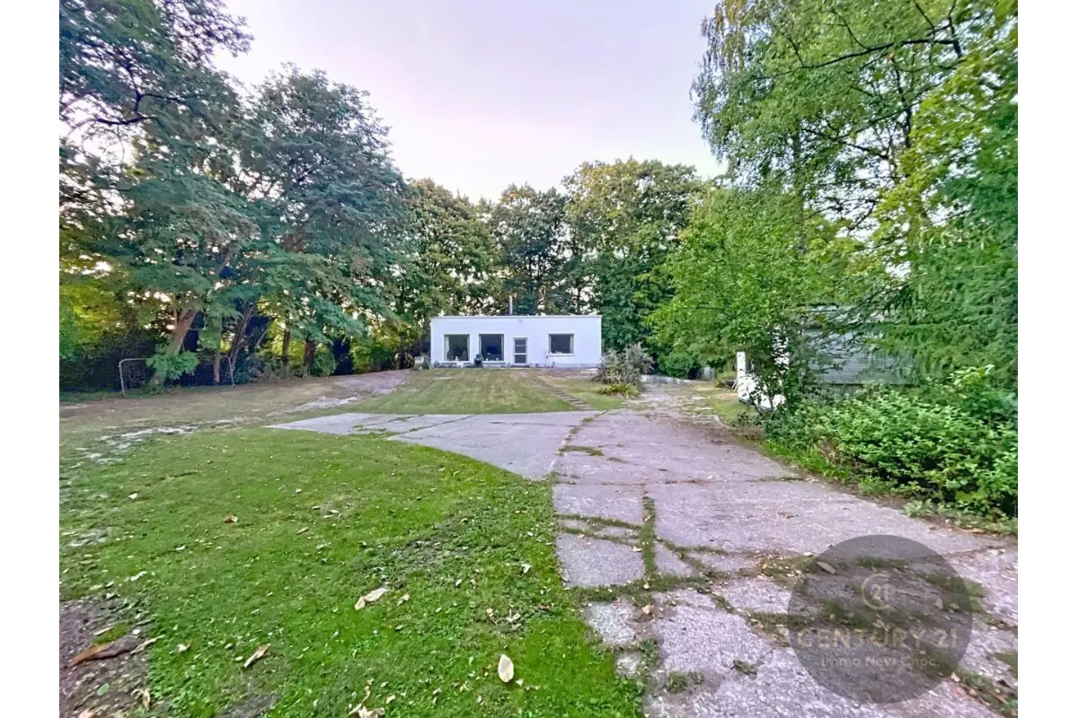 Grond te  koop in Assebroek 8310 1495000.00€  slaapkamers m² - Zoekertje 639689