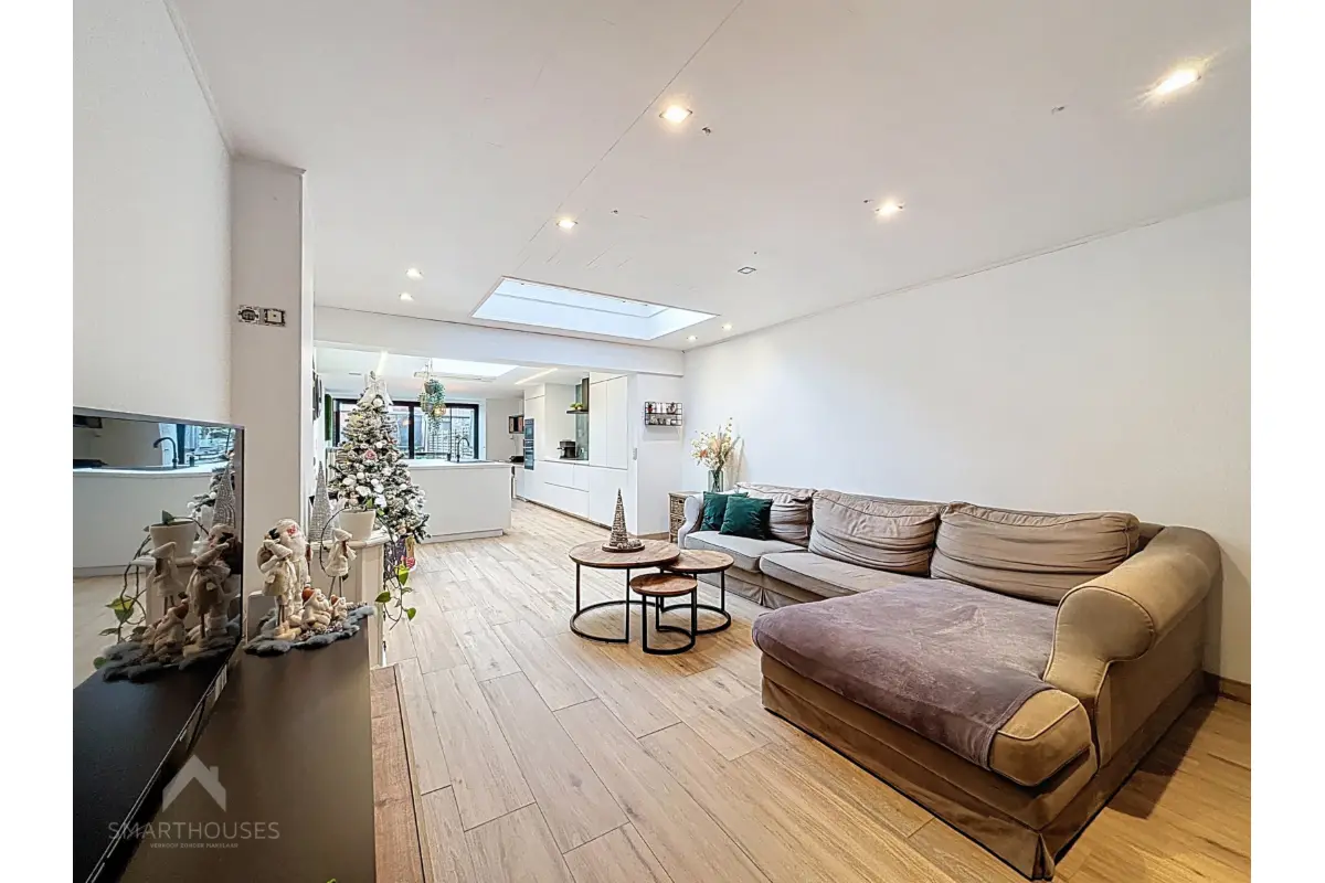 Huis te  koop in Izegem 8870 268000.00€ 3 slaapkamers 144.00m² - Zoekertje 640404