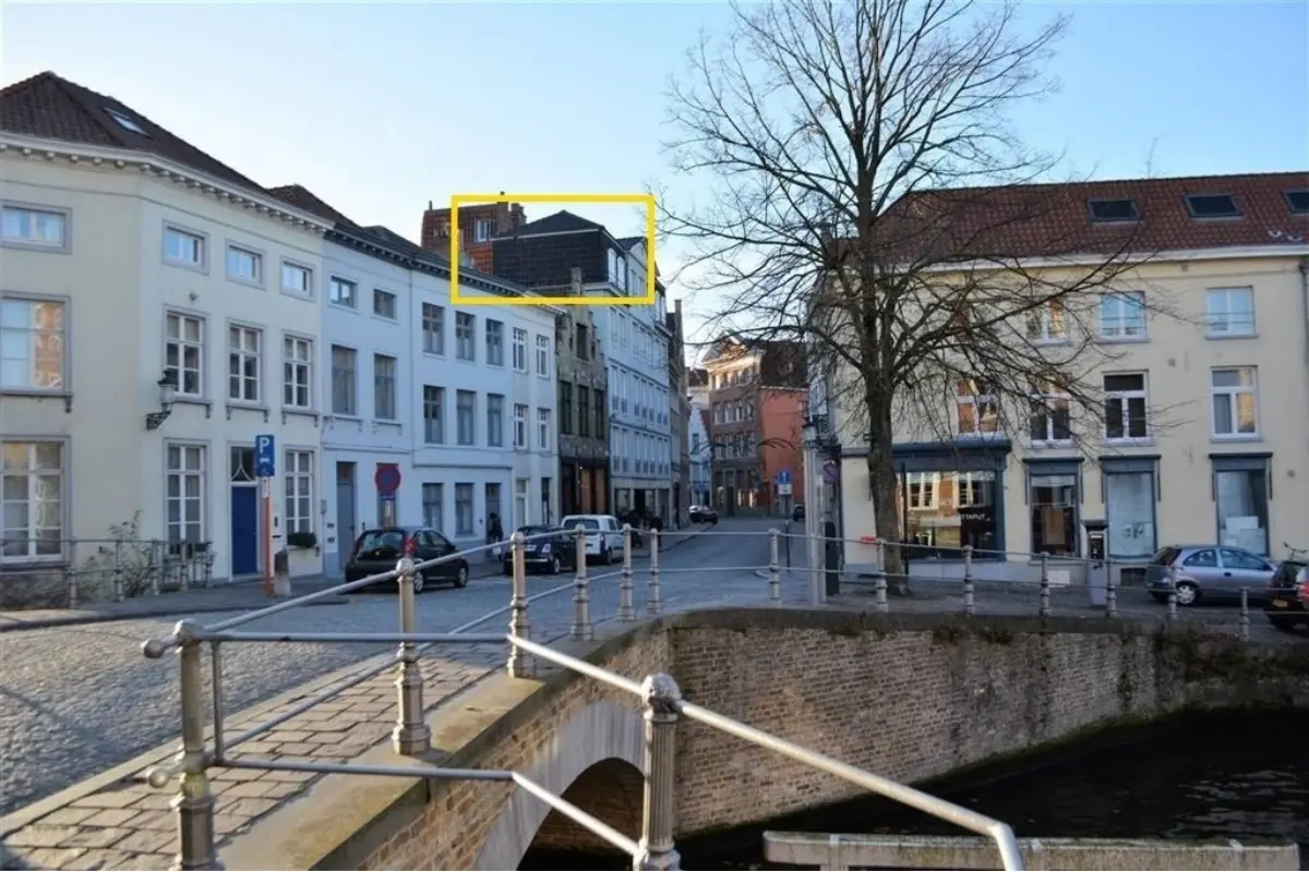 Appartement te  huur in Brugge 8000 825.00€ 2 slaapkamers 93.00m² - Zoekertje 640670