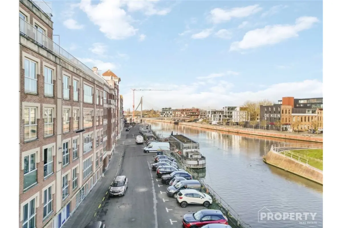 Appartement te  koop in Kortrijk 8500 269000.00€ 2 slaapkamers 111.00m² - Zoekertje 641339