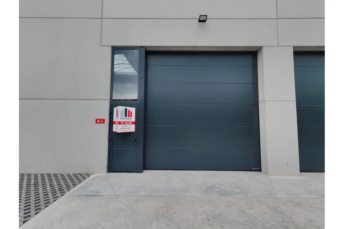 Handelszaak te  huur in Brugge 8000 1375.00€  slaapkamers 262.00m² - Zoekertje 640801