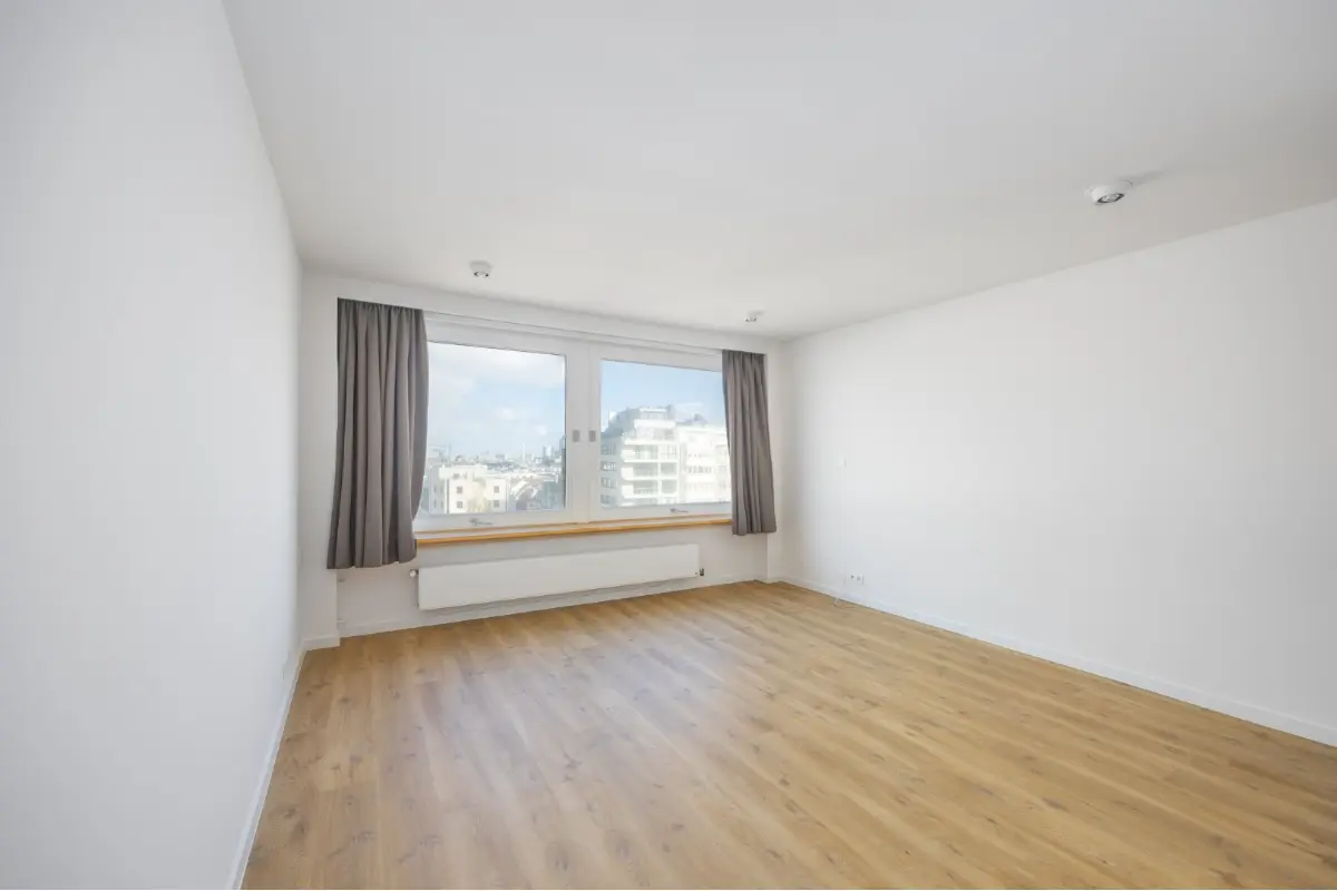 Appartement te  huur in Oostende 8400 750.00€  slaapkamers m² - Zoekertje 640923