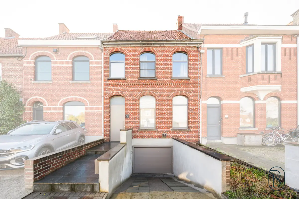 Huis te  koop in Izegem 8870 319000.00€ 4 slaapkamers 162.00m² - Zoekertje 642483