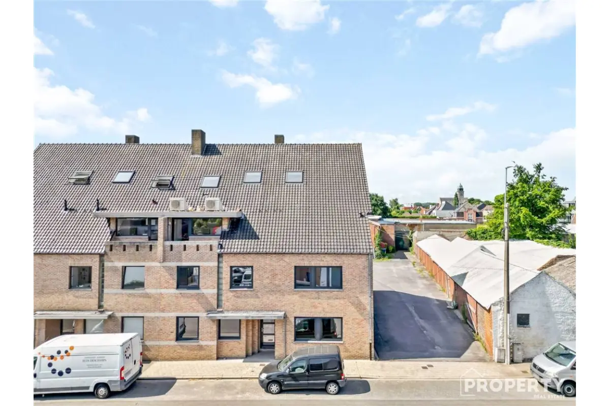 Appartement te  koop in Wevelgem 8560 224000.00€ 2 slaapkamers 82.00m² - Zoekertje 642193