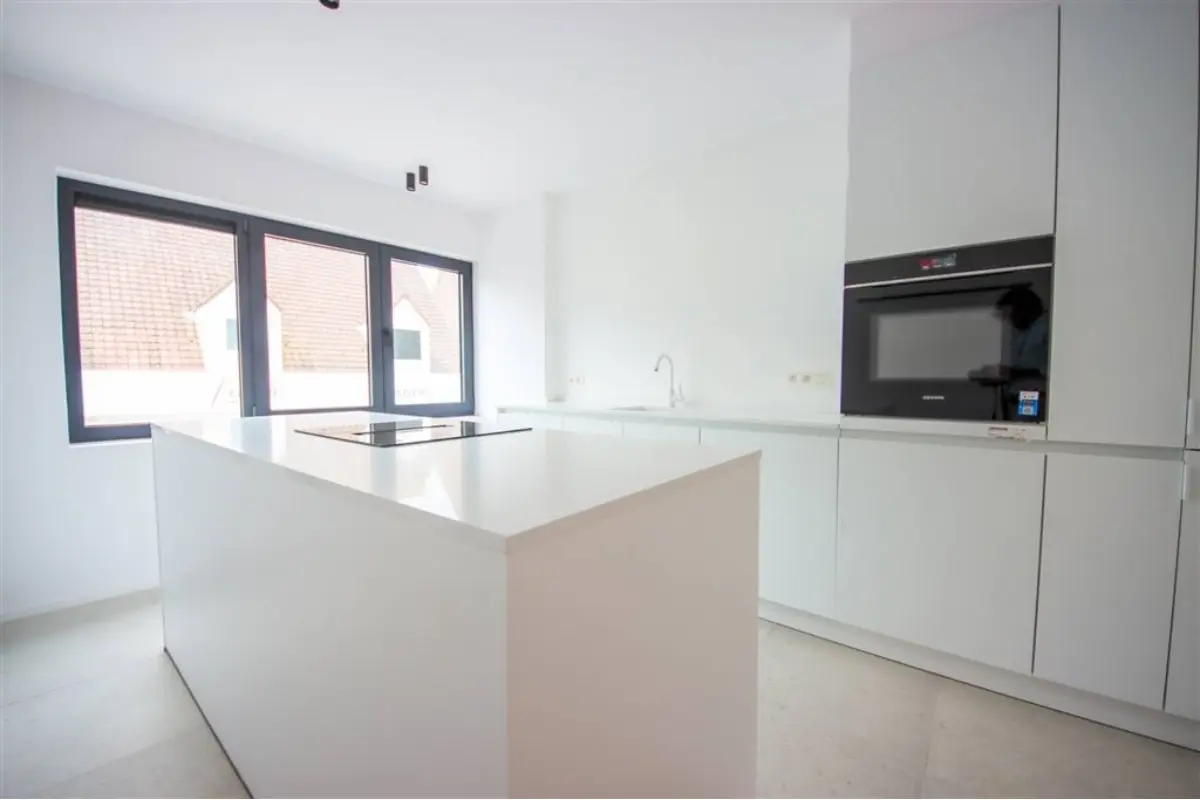 Appartement te  koop in Wevelgem 8560 208000.00€ 2 slaapkamers 75.00m² - Zoekertje 642213