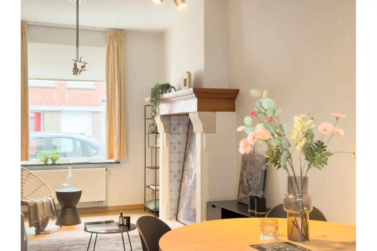 Appartementsgebouw te  koop in Brugge 8000 275000.00€ 3 slaapkamers m² - Zoekertje 642086