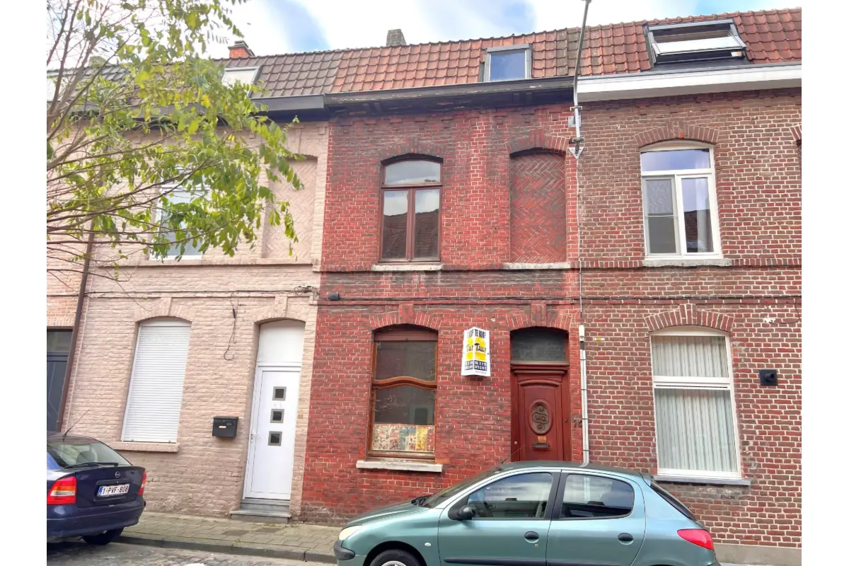 Huis te  koop in Menen 8930 79000.00€ 3 slaapkamers 108.00m² - Zoekertje 641998