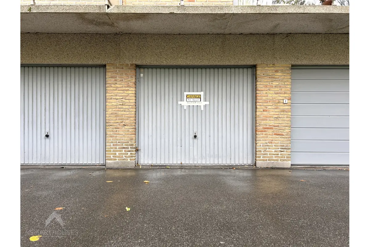 Box te  koop in Roeselare 8800 16000.00€  slaapkamers m² - Zoekertje 641952