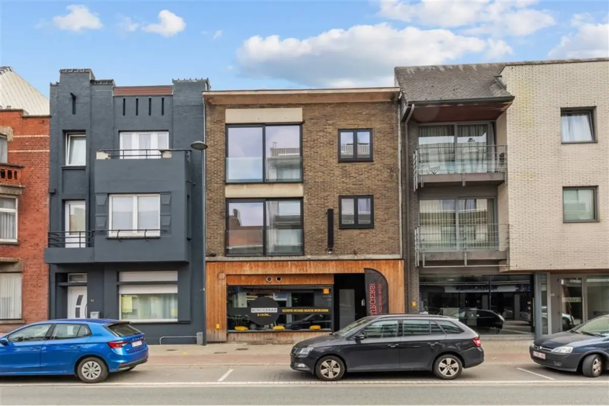 Handelszaak te  koop in Harelbeke 8530 160000.00€  slaapkamers 132.00m² - Zoekertje 642210