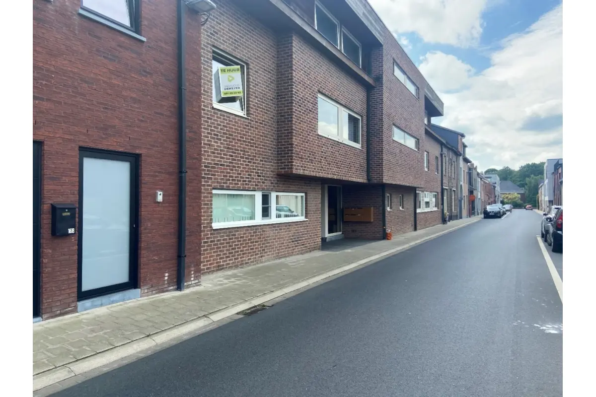 Appartement te  huur in Pittem 8740 750.00€ 3 slaapkamers 140.00m² - Zoekertje 643109