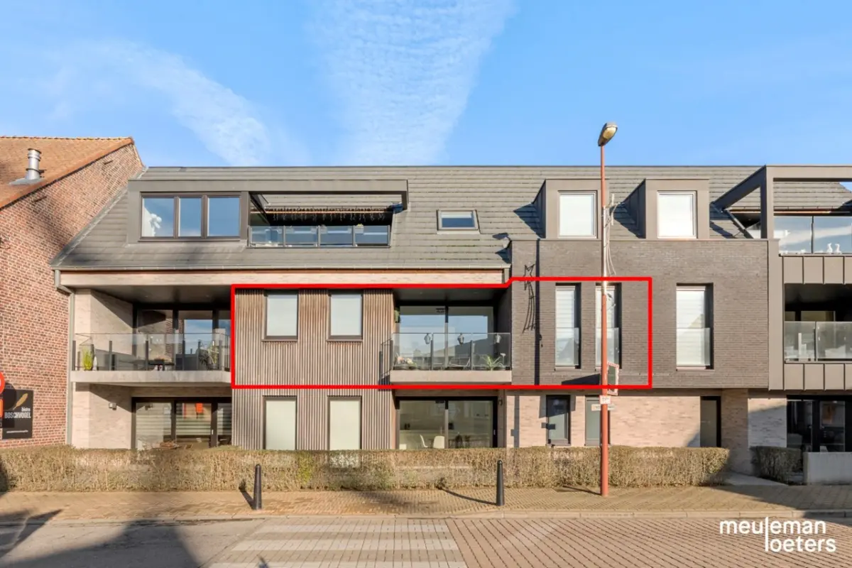 Appartement te  koop in Aartrijke 8211 295000.00€ 2 slaapkamers 88.00m² - Zoekertje 642626