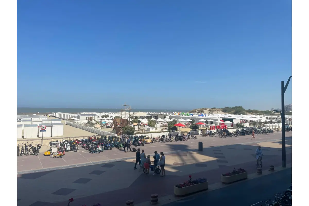 Appartement te  koop in Heist-aan-Zee 8301 745000.00€ 2 slaapkamers m² - Zoekertje 642700