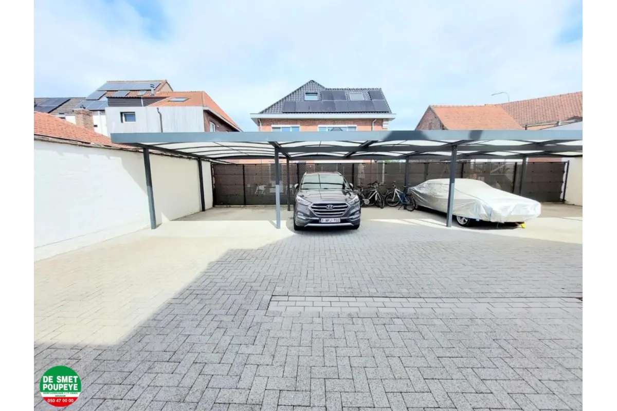 Parking & garage te  huur in Oostkamp 8020 40.00€  slaapkamers m² - Zoekertje 642635
