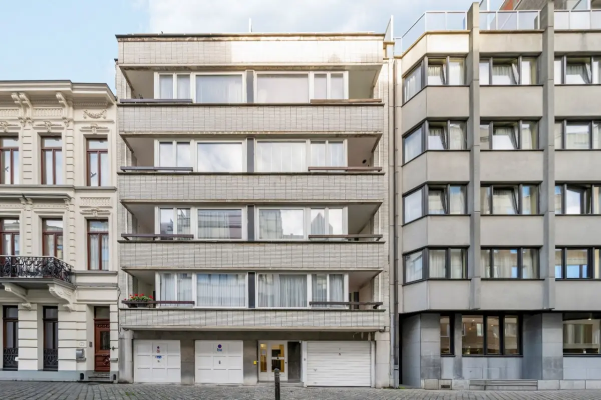 Parking & garage te  koop in Oostende 8400 85000.00€  slaapkamers m² - Zoekertje 642632